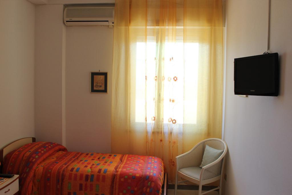 Bed and Breakfast Domus Felix Ercolano Zimmer foto